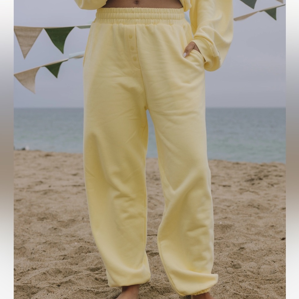 Daily Drills Yellow Joggers